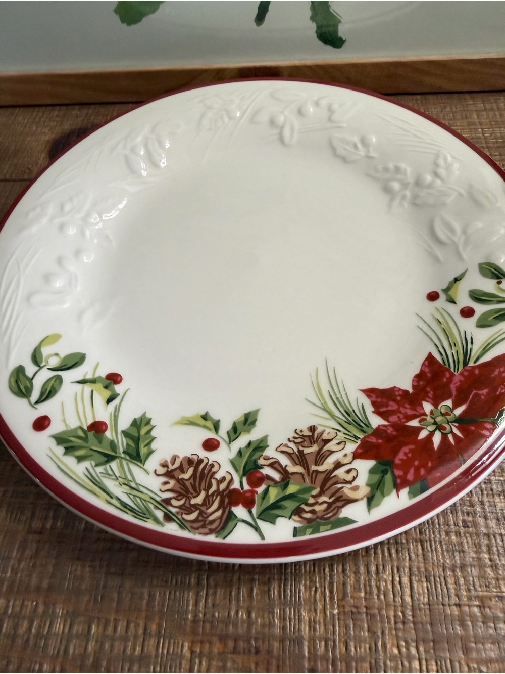 LONGABERGER Garland Christmas 9” plate